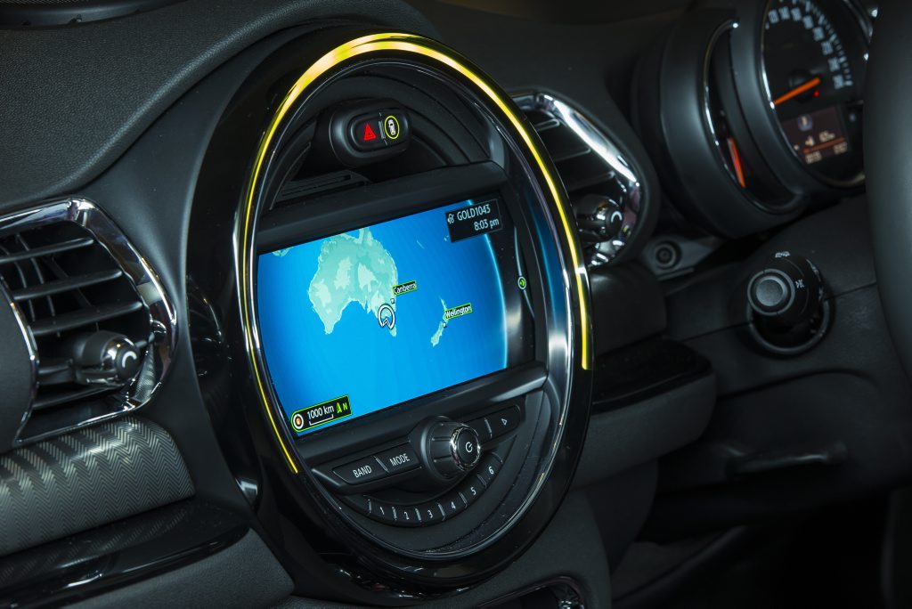 The 2016 Mini Clubman. The 2016 Mini Clubman.